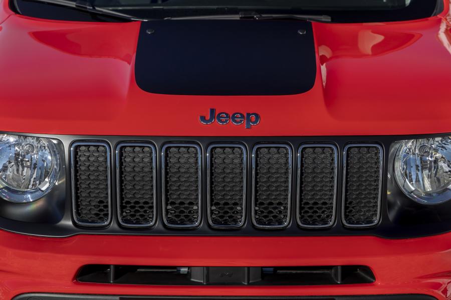 Детали экстерьера Jeep Renegade Quiksilver Winter Edition (BU) 2020 года  (FR) (фото 2 из 13)